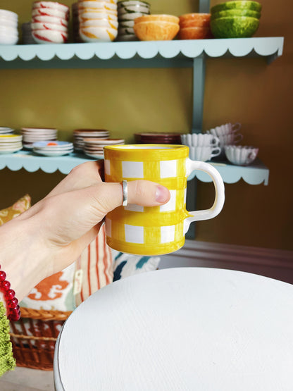 Bientôt Mug Yellow Checks 10cm