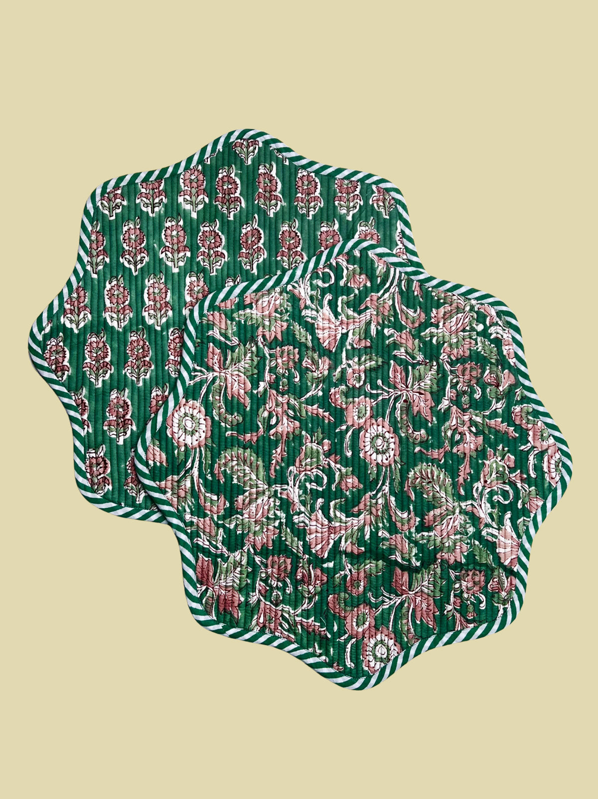 Scallop Placemat Green 38cm
